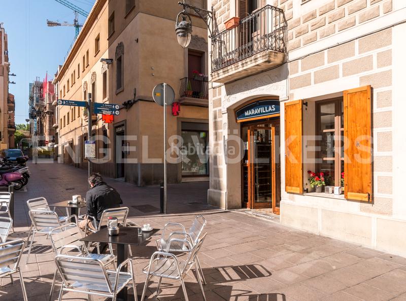 Foto a153d8b7-9320-4b2a-bc2c-be930a8cf015. Oficina a Sant Ramon - Maternitat Barcelona