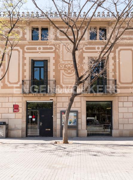 Foto df90ab8f-e712-42f5-9dca-1aef2baeaf9b. Oficina a Sant Ramon - Maternitat Barcelona