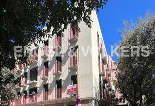 Lloguer Local Comercial a La Torrassa. Local en alquiler en doctor martí julià en lhospitalet de llobre