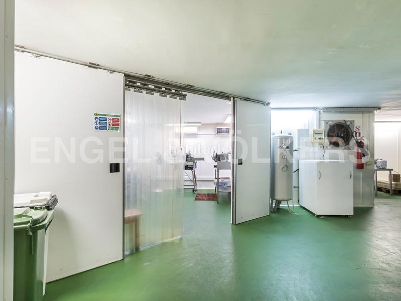 Foto 174c0333-93b1-4872-b180-76eff792623d. Local commercial dans El Camp d´en Grassot i Gràcia Nova Barcelona