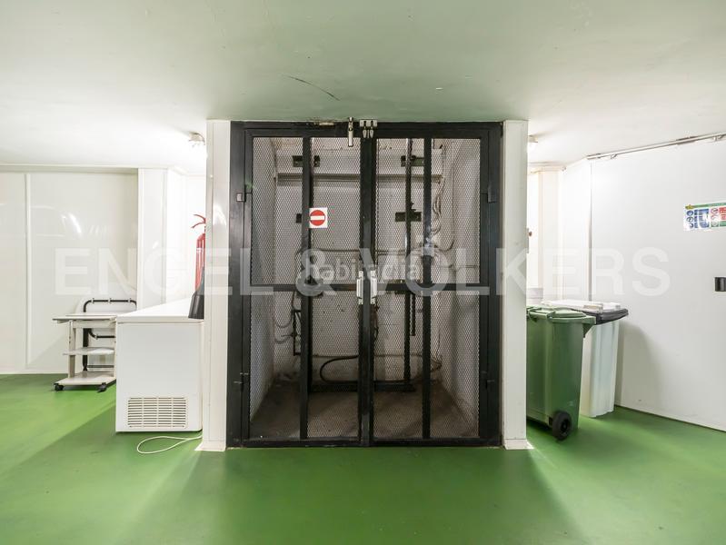 Foto 5e86adb5-9b8b-4d26-b191-04eaa14c62e4. Local commercial dans El Camp d´en Grassot i Gràcia Nova Barcelona