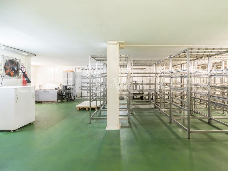 Foto 605abd5b-c422-428e-ad97-7ffaa935e1b8. Local commercial dans El Camp d´en Grassot i Gràcia Nova Barcelona