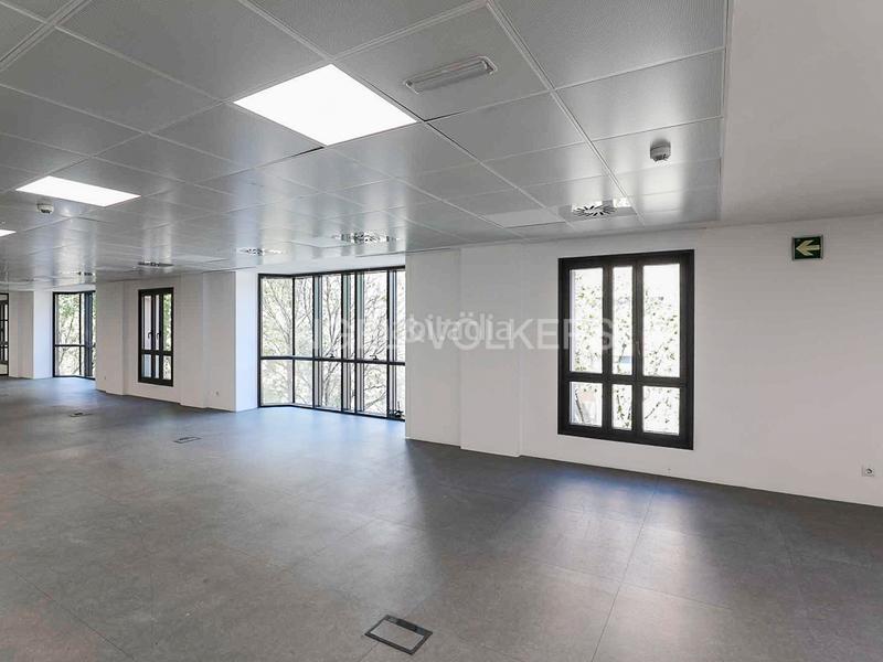 Foto d8ea7ccd-bd68-4e0c-bc23-208939e3d2cd. Lloguer oficina amb aparcament a Fort Pienc Barcelona