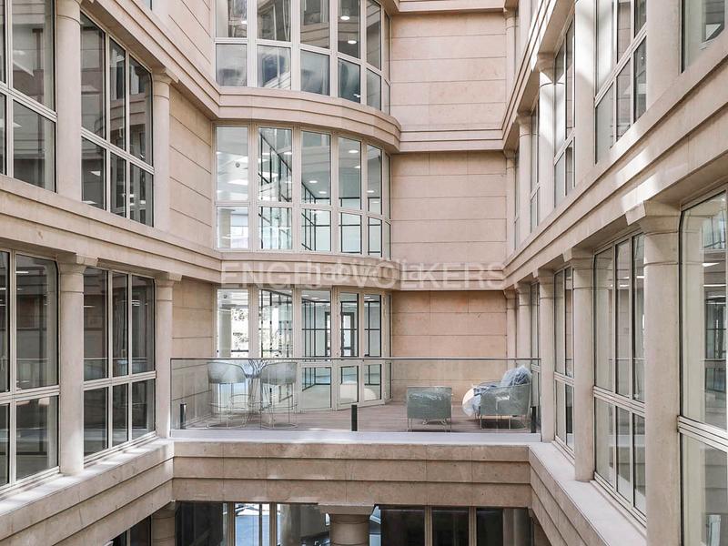 Foto 2e910130-9477-494e-8026-9311e416b933. Lloguer oficina amb aparcament a Fort Pienc Barcelona