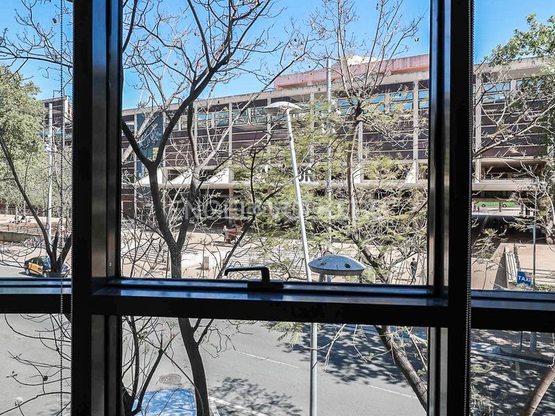 Foto 8dcb0965-e0e1-4a8e-99ce-d50b56268e18. Miete büro mit parking in Fort Pienc Barcelona