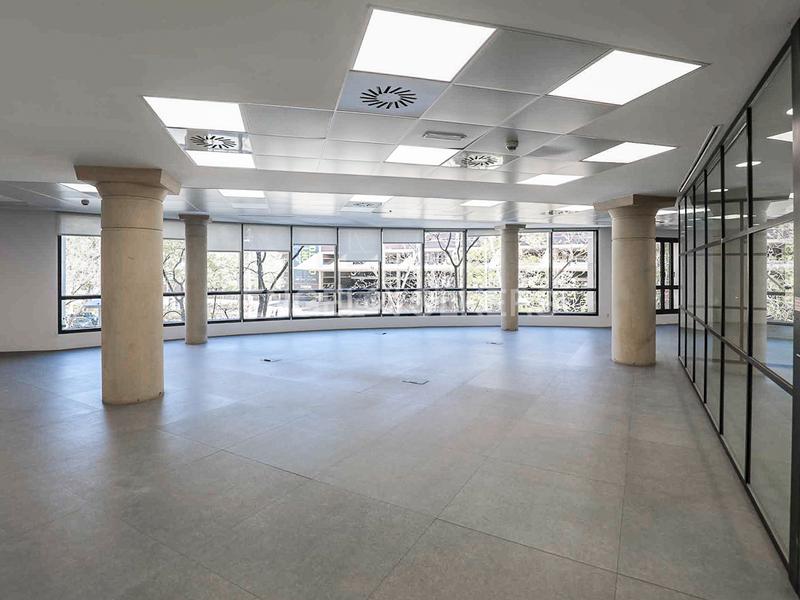 Foto 903da320-a2c6-4396-b297-b164f920181c. Miete büro mit parking in Fort Pienc Barcelona