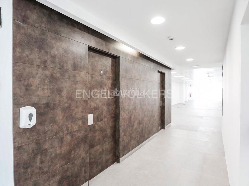 Foto 999bdb0d-d466-4699-8152-497f9b6cc25a. Miete büro mit parking in Fort Pienc Barcelona