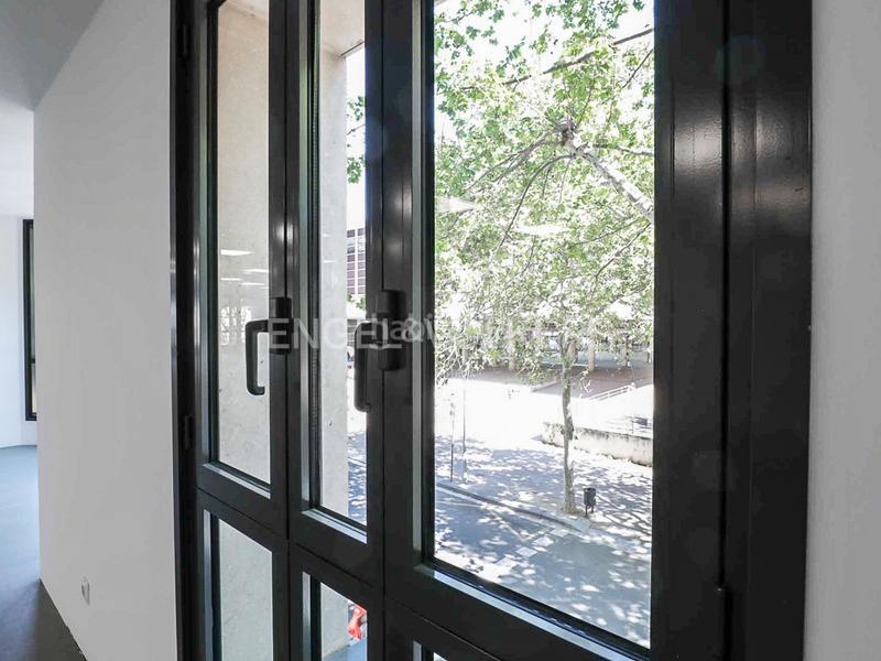 Foto d745c616-29a7-4a86-90f2-3c269dab99f8. Miete büro mit parking in Fort Pienc Barcelona