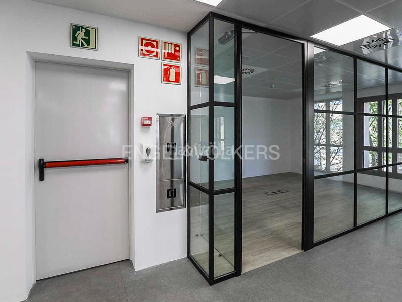 Foto d914837b-d01c-4497-894e-fcb9a2fe9121. Miete büro mit parking in Fort Pienc Barcelona