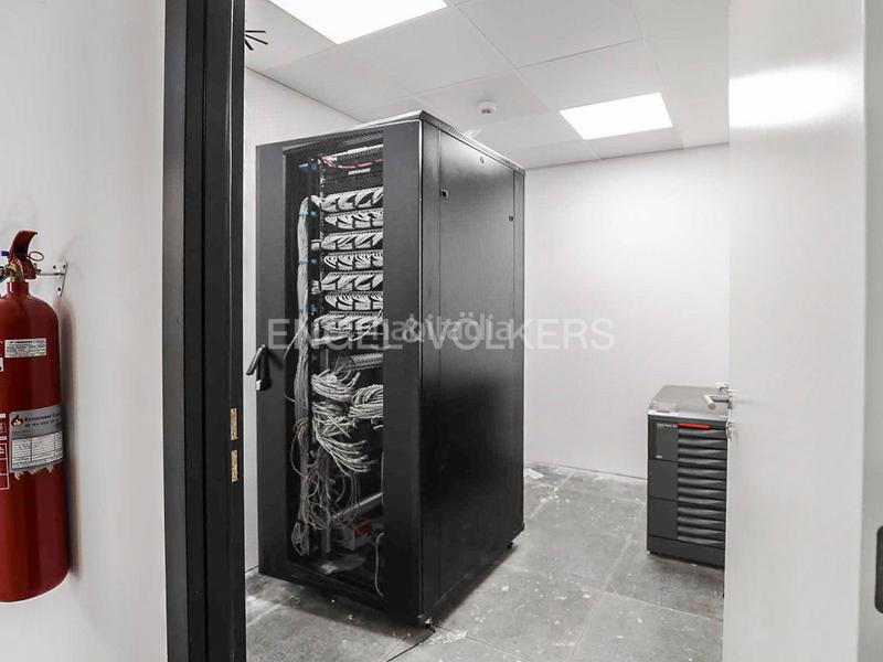 Foto e268d9e0-15fc-4fbf-91a7-9c1cb7cd9658. Miete büro mit parking in Fort Pienc Barcelona