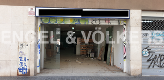 Location Local commercial à Sant Andreu de Palomar. Local amplio en sant andreu