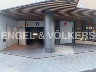 Location Parking voiture à Dreta de l´Eixample. Se alquila lote de plazas de parking
