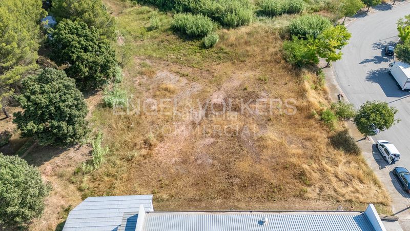 Foto c562d065-b3bd-4f27-9d08-1aabcf04334e. Area edificabile industriale in Santpedor