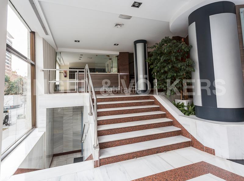 Foto 36dabf86-b81d-4027-a4a7-e2c2546a0f97. Rent office space with parking in Barri de les Corts Barcelona