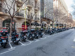Business premise in Sant Gervasi - Galvany. Local con licencia de sauna, masajes con bar 24h en tuset con av
