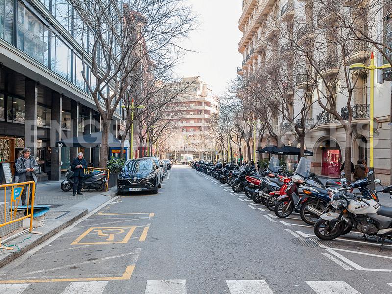 Foto dc44f2fb-c963-42b6-859e-cdfe3238eb1e. Local comercial a Sant Gervasi - Galvany Barcelona