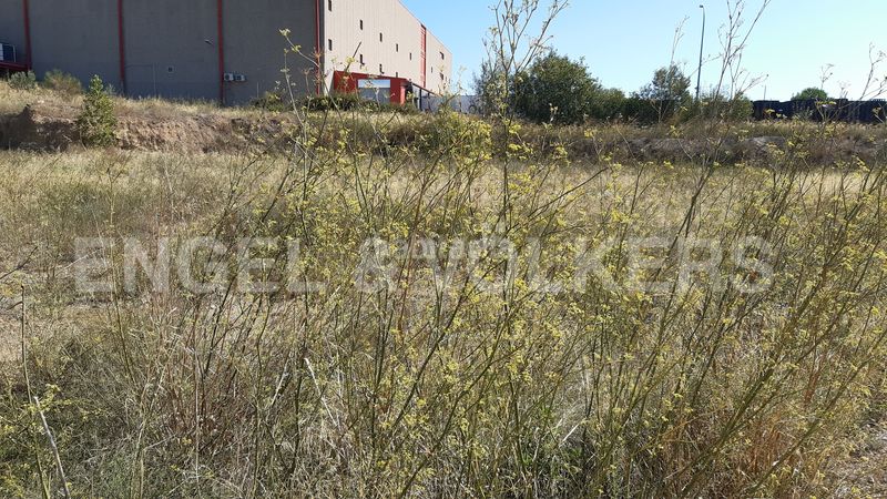 Foto d0c89669-4cbb-42f8-b0fd-ee42cb653dcf. Area edificabile industriale in Piera