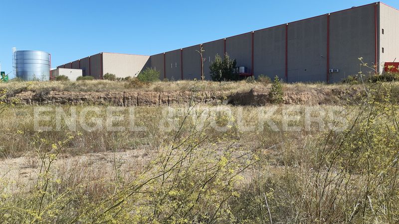 Foto d68006b9-502a-4162-8d46-4dbd4d36c211. Area edificabile industriale in Piera