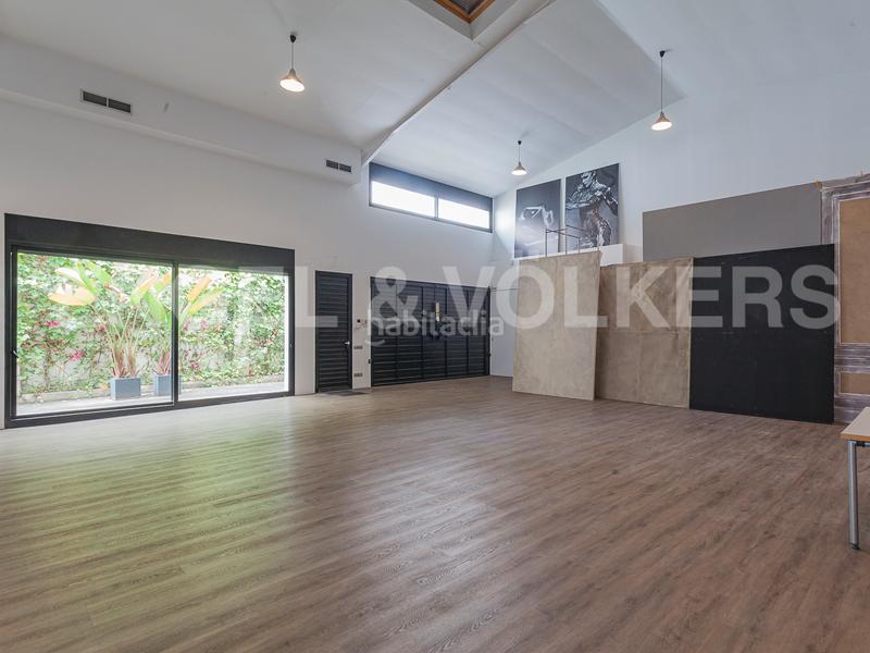 Foto 3c462292-a96f-4ba8-91d2-adfd284be0de. Business premise in Horta Barcelona