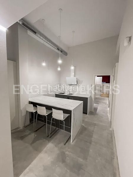 Foto 485f086f-4ec5-49b5-8a39-2bdd212b1a06. Local comercial a Dreta de l´Eixample Barcelona