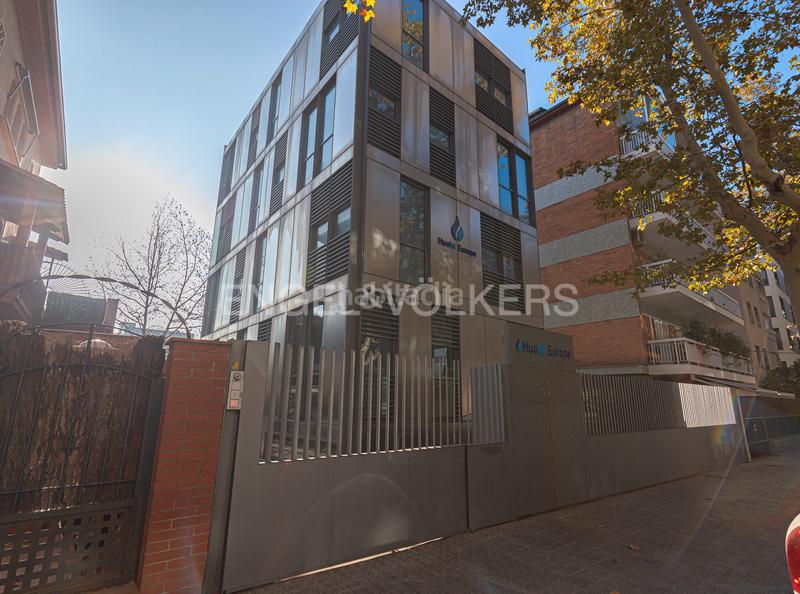 Foto 9e71f0d4-23b8-450d-ac85-757c7a3e68f0. Miete büro in Tres Torres Barcelona