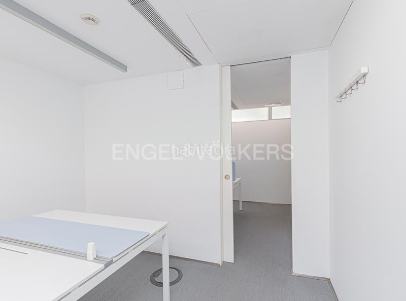 Foto 05c82b37-1f6d-45f6-8c0c-6de61b519c5d. Rent office space in Tres Torres Barcelona