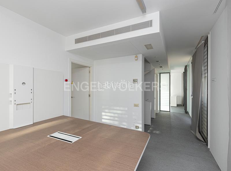 Foto 367aa795-9fb0-4103-9f00-9937e79d0017. Rent office space in Tres Torres Barcelona