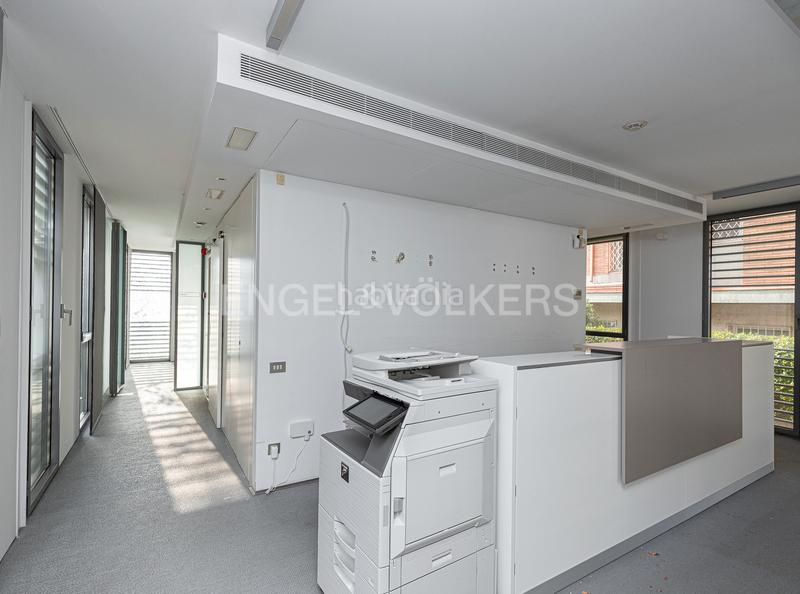 Foto 37ac963a-2dd9-4ab7-b525-59464f096c5f. Rent office space in Tres Torres Barcelona