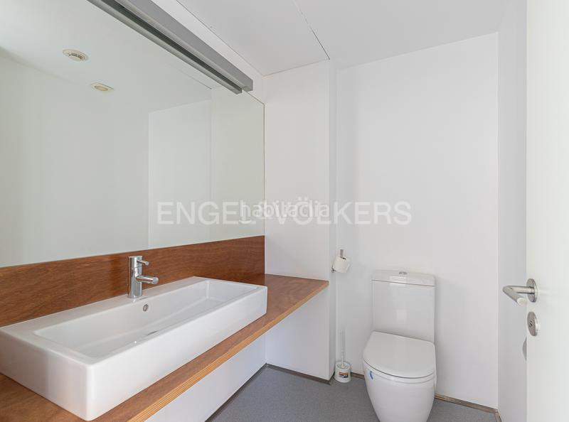 Foto 6ae31ff7-d1e7-4759-bd7e-37fa3be52e4f. Rent office space in Tres Torres Barcelona