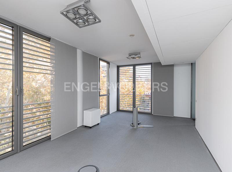 Foto 81ada919-3358-4d2a-9eb0-a1e66ca6b73c. Rent office space in Tres Torres Barcelona