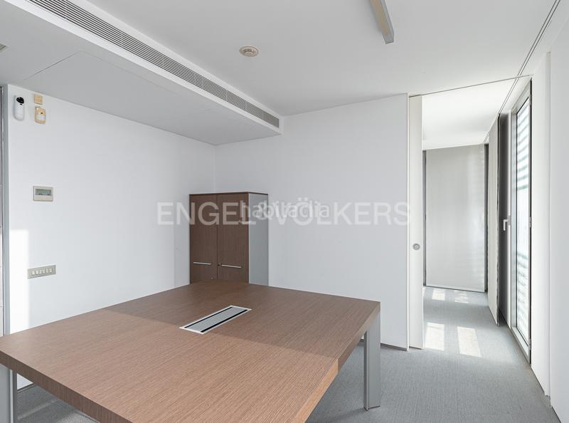 Foto 8c1902e6-a495-4f48-b78f-6030849d718b. Rent office space in Tres Torres Barcelona