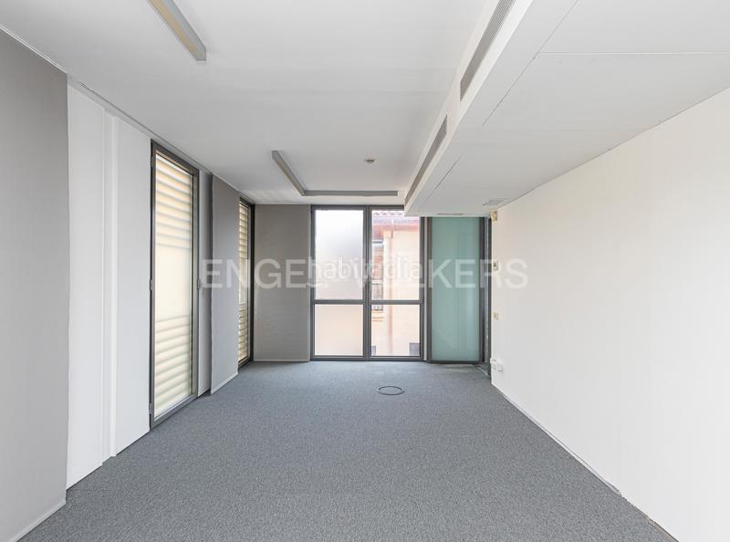Foto d975968b-2e1b-40eb-87d1-985e8dc82d6f. Rent office space in Tres Torres Barcelona