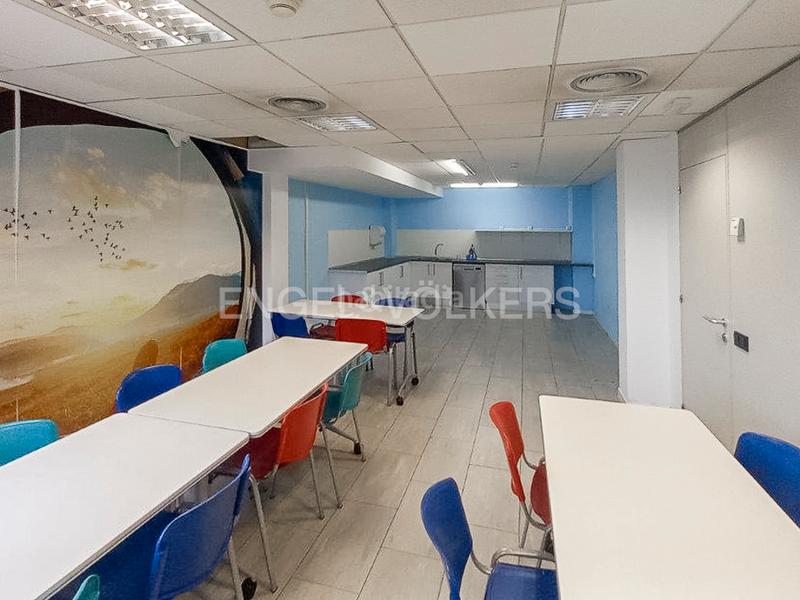 Foto 55ae5344-da51-409e-aa08-fb40bd7e0b8e. Rent office space with parking in Sant Gervasi - Galvany Barcelona