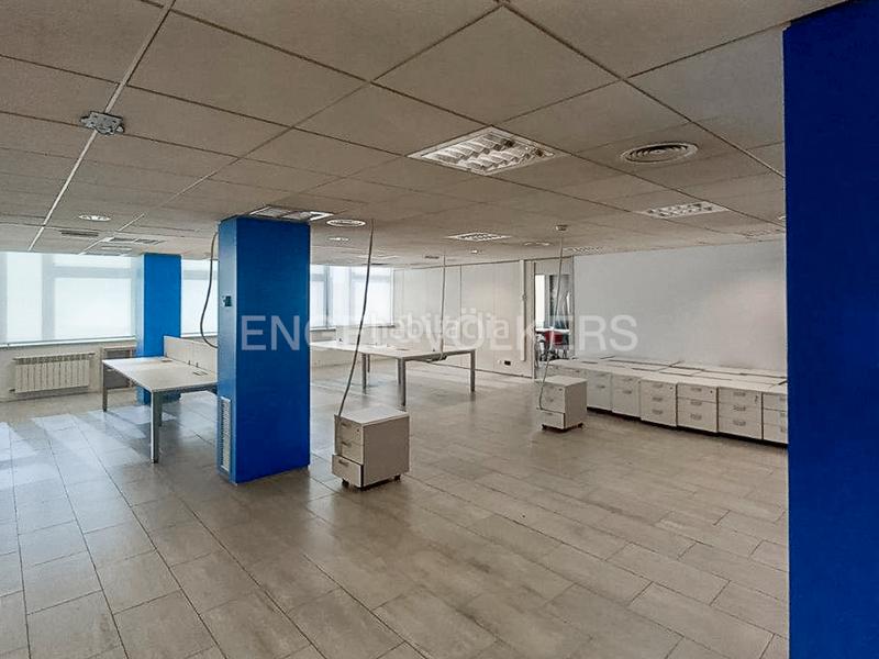 Foto f12b3d30-f226-4b84-9303-828f75e89553. Rent office space with parking in Sant Gervasi - Galvany Barcelona