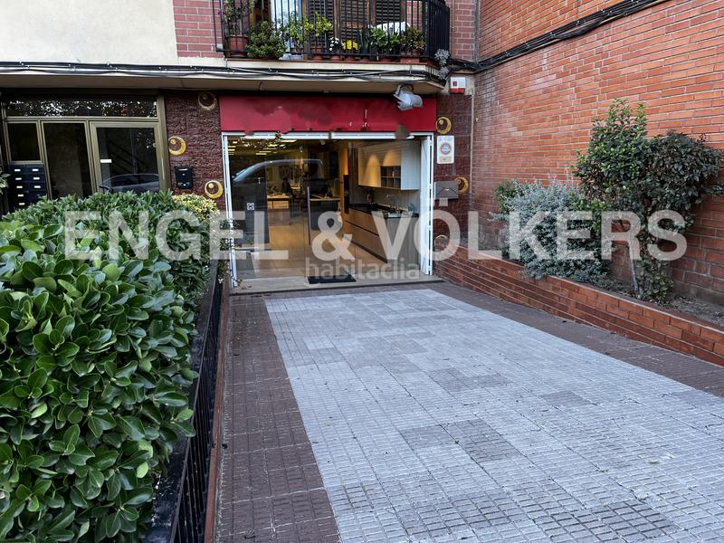 Foto aef35a34-c899-4182-a07c-ef0569ec21d7. Local comercial a Santa Perpètua de Mogoda