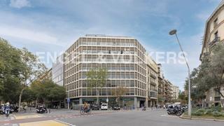 Lloguer Oficina a Dreta de lEixample. Fantasticas oficinas equipadas en 2 plantas en pleno centro