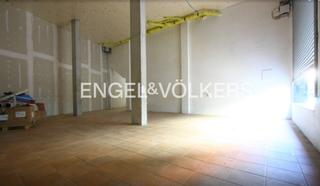 Lloguer Local Comercial a Centre. Alquiler local nuevo en carrer pompeu fabra