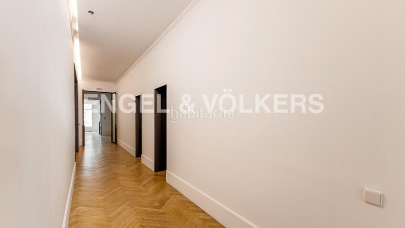 Foto abbddae2-9b04-4579-8a4e-7214b1960cc6. Miete büro mit heizung in Sant Gervasi - Galvany Barcelona