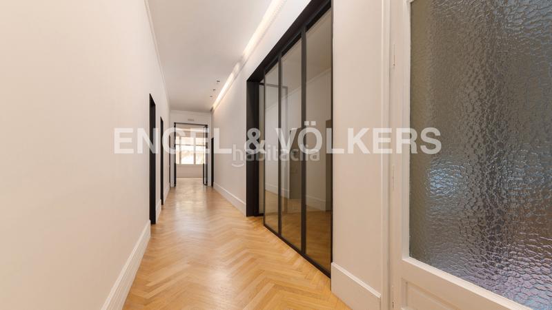 Foto 3f689dbc-0e39-48f4-8010-5de49ed8a079. Rent office space with heating in Sant Gervasi - Galvany Barcelona