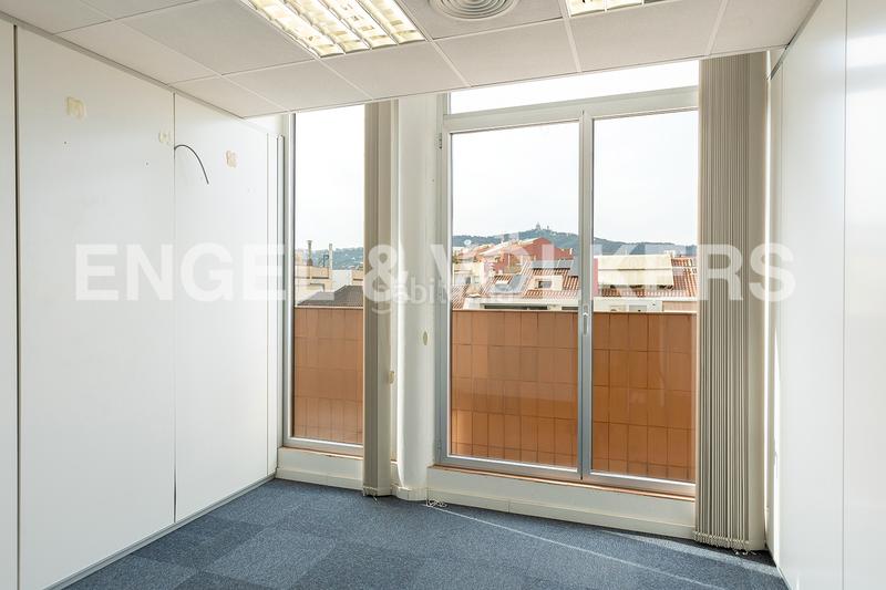 Foto 8097b038-57ad-4500-9f64-bb81f84533c2. Miete büro mit parking in Sant Gervasi - Galvany Barcelona