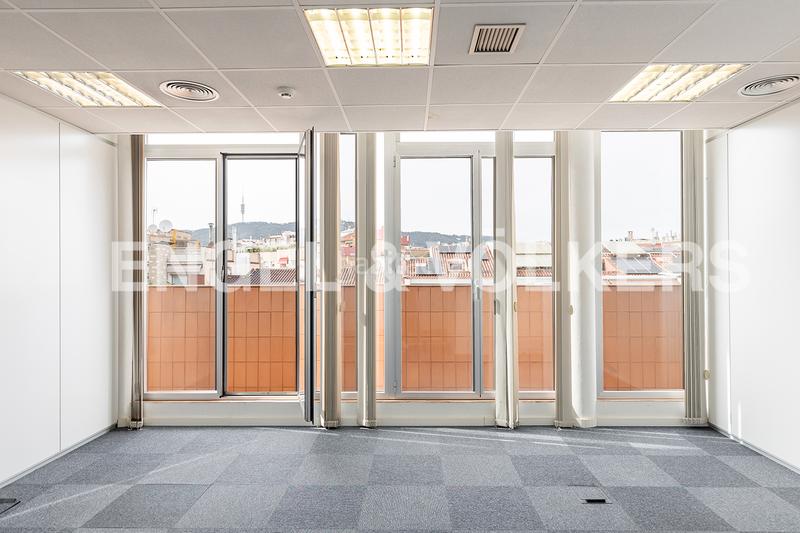 Foto 21feb895-99fe-4d34-8b7a-9df9efd17d61. Rent office space with parking in Sant Gervasi - Galvany Barcelona