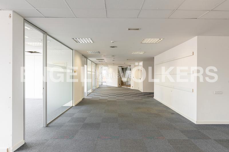 Foto 7761e64f-2d73-423d-89a5-8ad31cdfd993. Rent office space with parking in Sant Gervasi - Galvany Barcelona