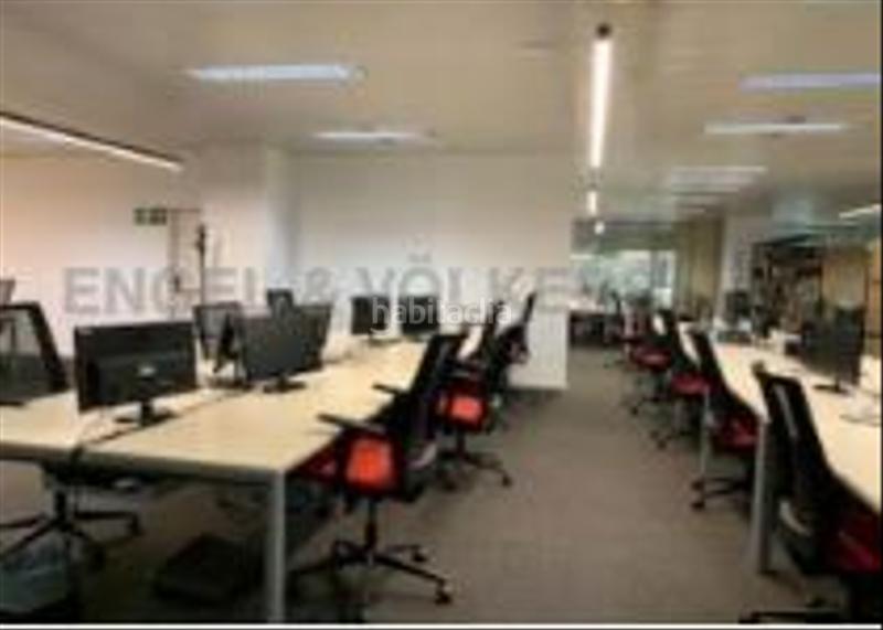 Foto c624aab3-fcf6-4158-91c0-99e80049be03. Oficina venta planta entera de oficinas en 22 en Dreta de l´Eixample Barcelona