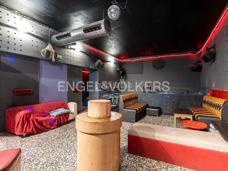 Foto b586c3bd-2889-489f-b8d4-efedab143855. Affitto locale commerciale in Dreta de l´Eixample Barcelona