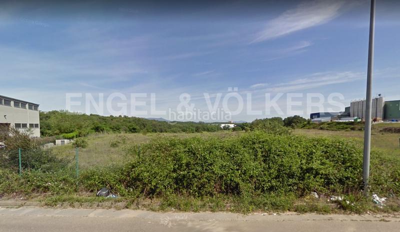 Foto dd342226-8d28-494d-9d27-cc264f80e120. Solar industrial  en Sant Cosme-La Granja Prat de Llobregat (El)