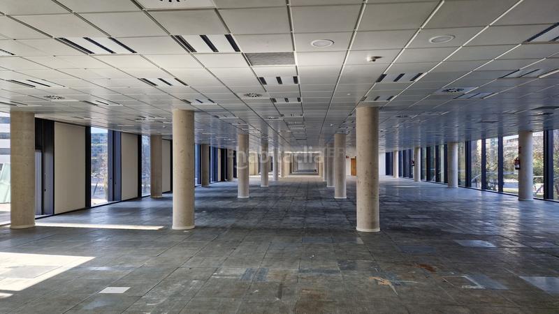 Foto d389b418-bd72-49c4-9871-ba864487f735. Affitto ufficio con parcheggio in Sant Josep Hospitalet de Llobregat (L´)