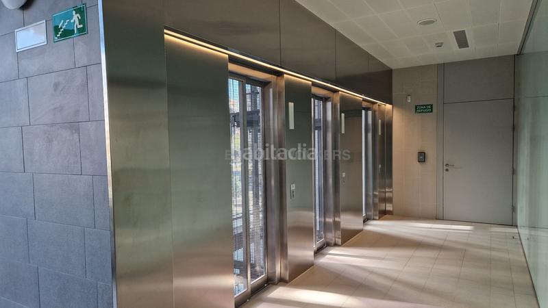 Foto 099ffd16-90af-44c8-95df-0c934fa9cf83. Miete büro mit parking in Sant Josep Hospitalet de Llobregat (L´)