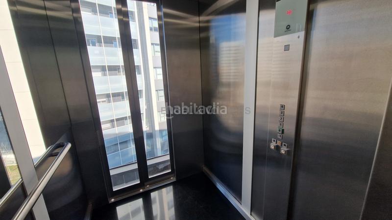 Foto 1e078476-0332-4fc4-a517-d57dace33e38. Miete büro mit parking in Sant Josep Hospitalet de Llobregat (L´)