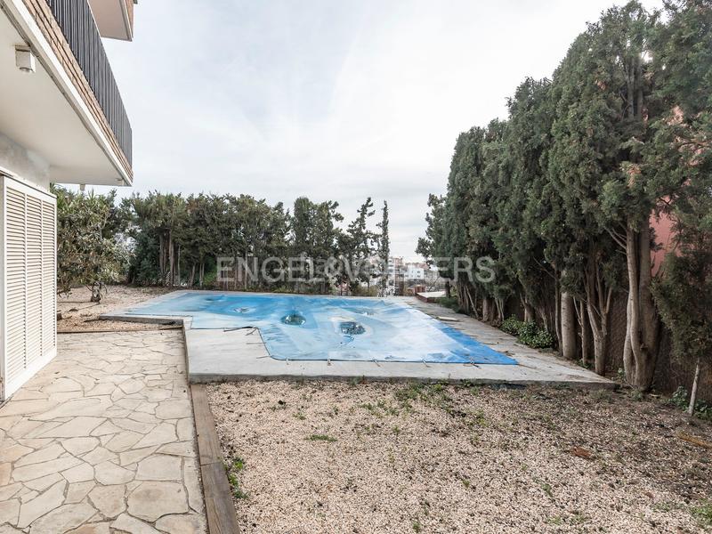 Foto 01808054-6f4f-41d2-8813-802b707f531a. Wohngrundstück in Centre Sant Just Desvern