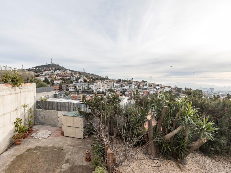 Foto 048ecfda-eba7-45b4-9eae-4619cc6ed6db. Wohngrundstück in Centre Sant Just Desvern